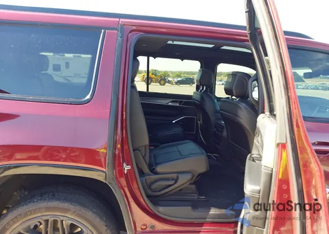 2022 Jeep Wagoneer Series Ii Carbide 4X4 from USA, damaged, VIN 1C4SJVBT4NS214253